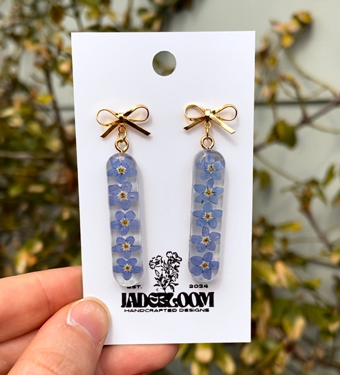Forget-me-not bows