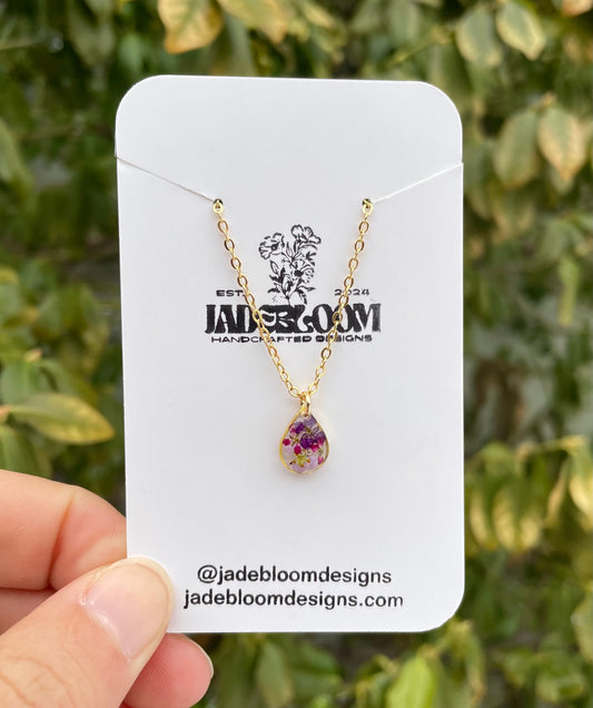 Assorted Alyssum Necklace