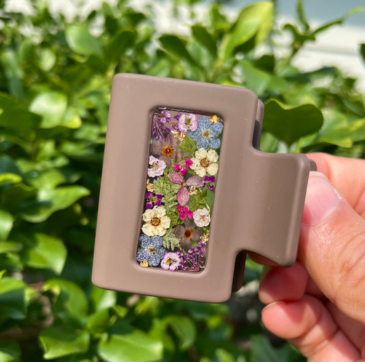 Alyssum Bouquet Claw Clip