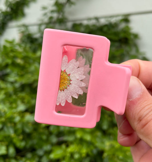 Pink Daisy Claw Clip