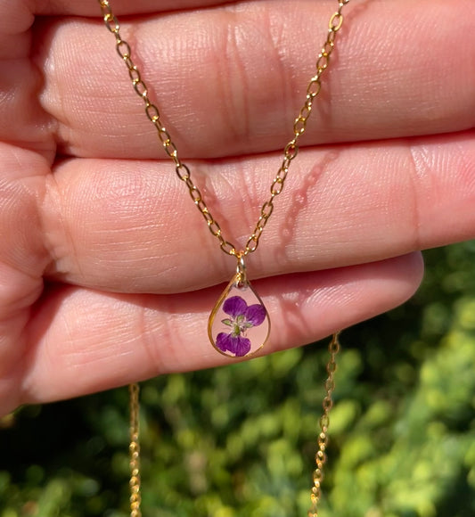 Alyssum Teardrop Necklace