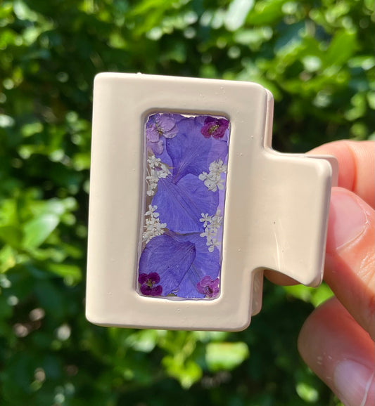 Larkspur Claw Clip