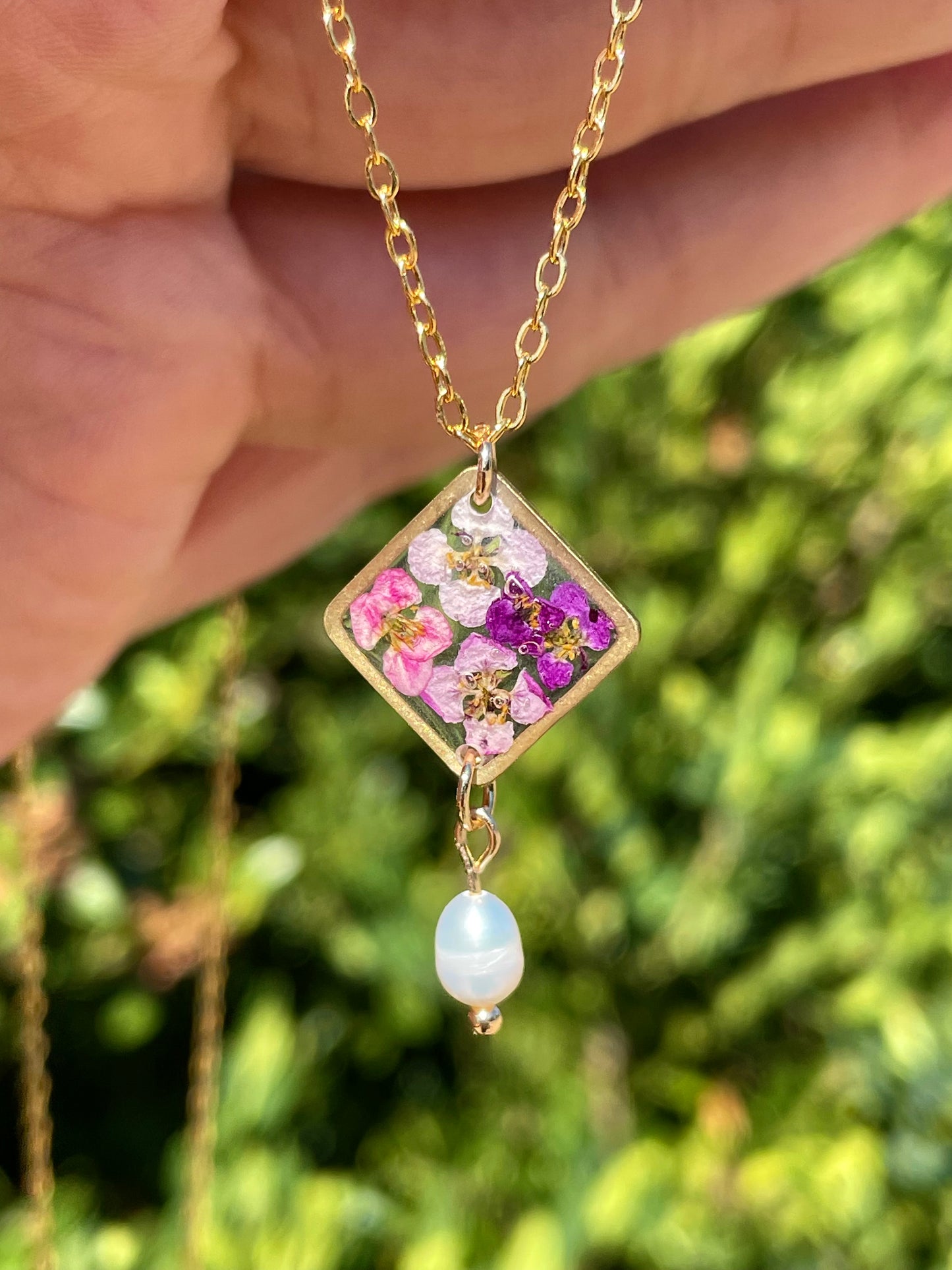Alyssum & Pearl Necklace