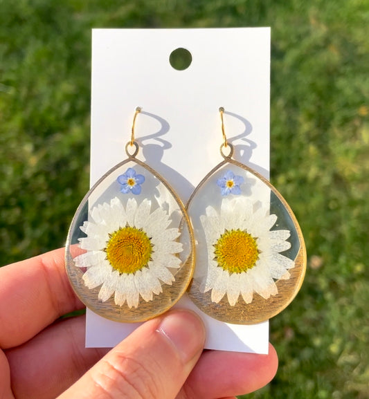 Daisy & forget me not earrings