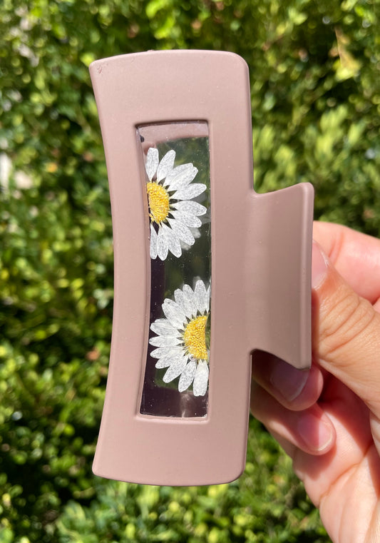 Brown Daisy Claw Clip