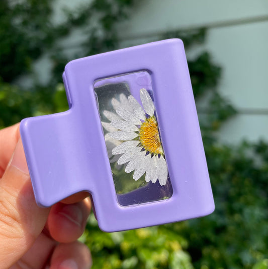 Lavender Daisy Claw Clip