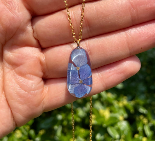 Hydrangea Necklace